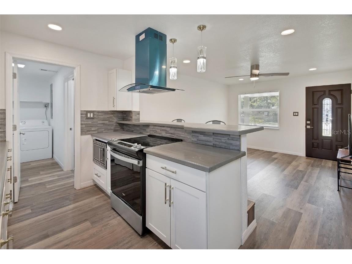 1015 E Howry Avenue Deland FL 32724 V4945927 image9