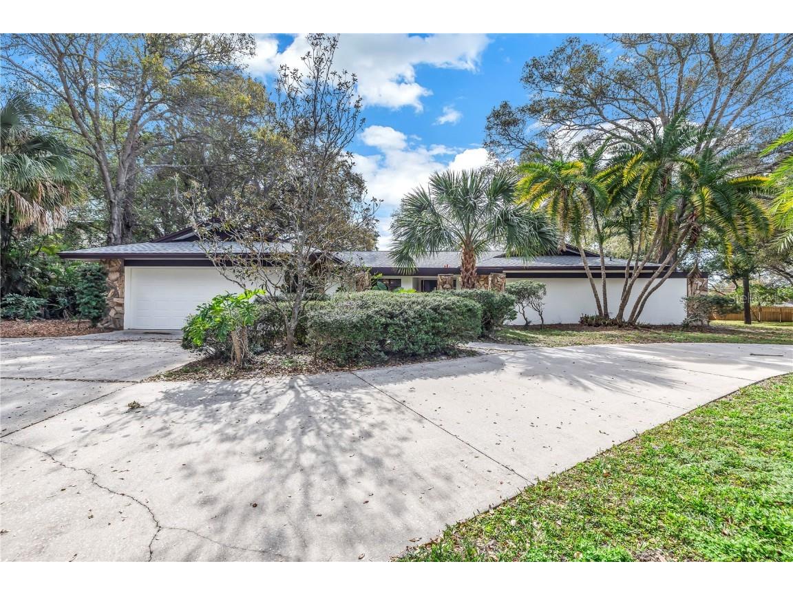 1015 Forest Court Dunedin FL 34698 U8230410 image1