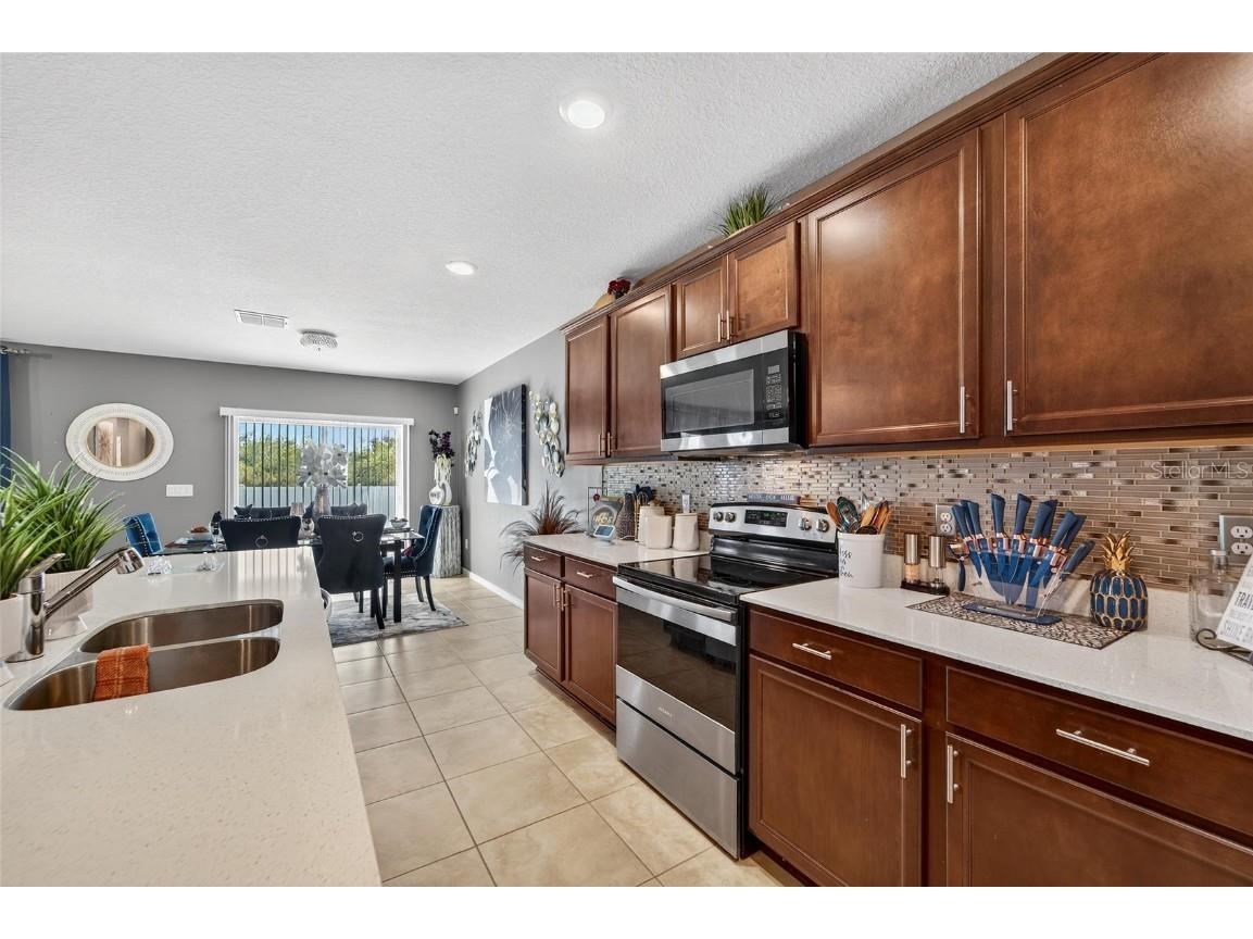 1015 Golden Shiner Avenue Ruskin FL 33570 TB8443909 image36