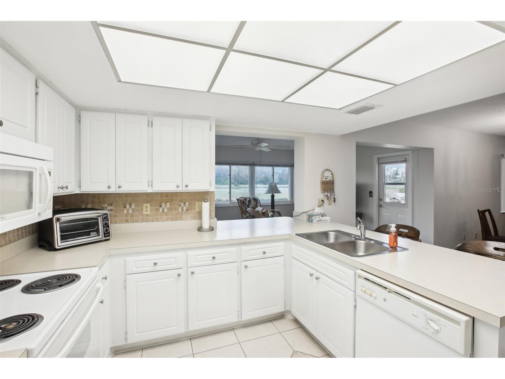 1015 Harefield Circle Sun City Center FL 33573 TB8477852 image14