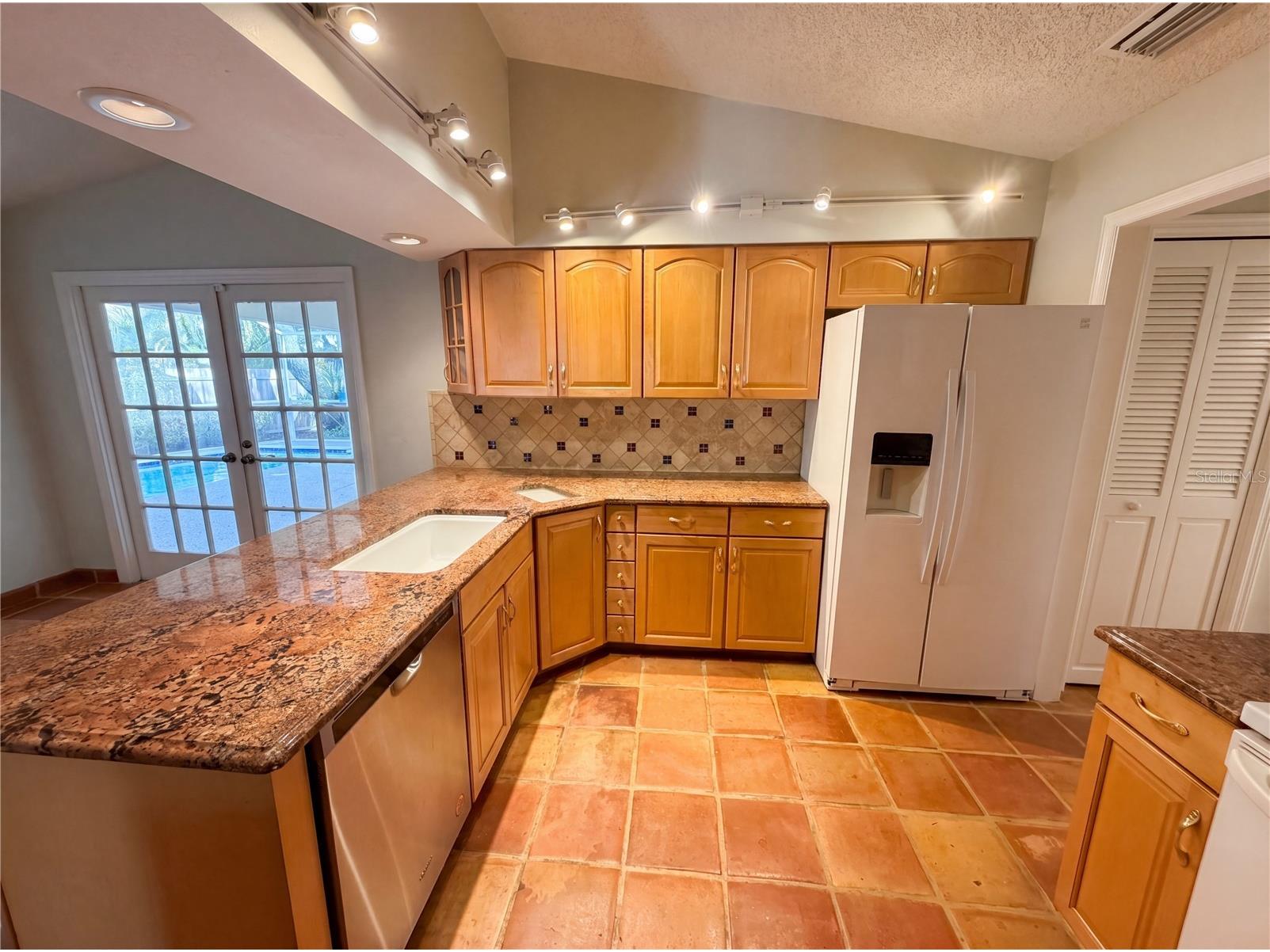 1015 Knollwood Court Safety Harbor FL 34695 O6412226 image12