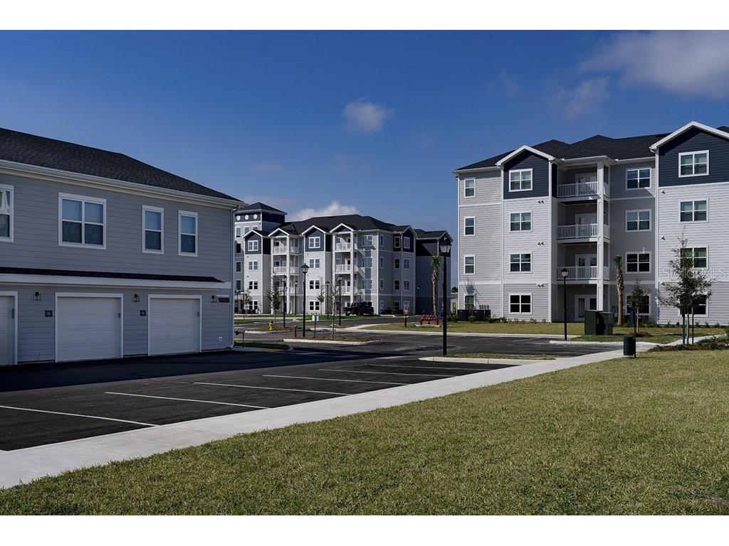 1015 Lake Forest Boulevard #B3 Winter Haven FL 33884 O6406163 image2