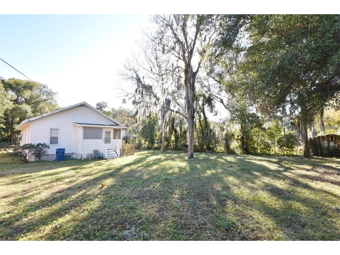 1015 Martin Street Deland FL 32720 O6363112 image5