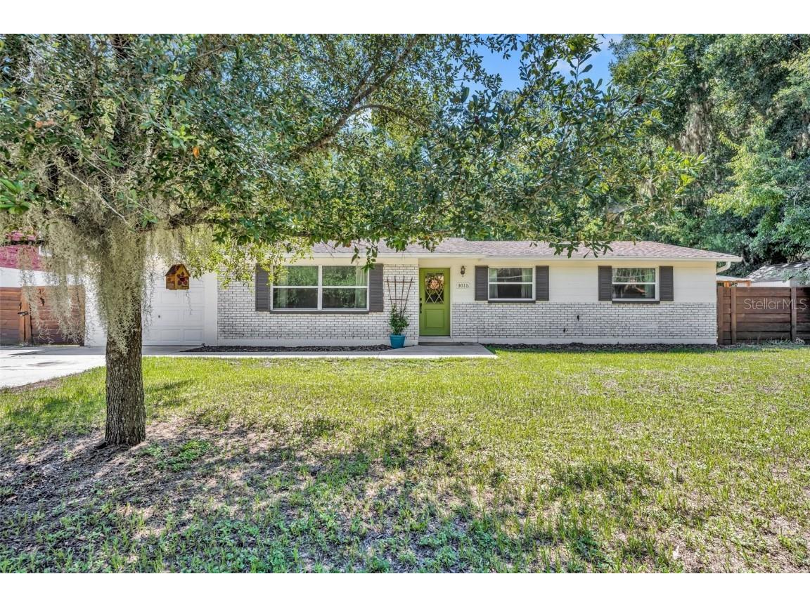 1015 N Unser Street Mount Dora FL 32757 O6218258 image1