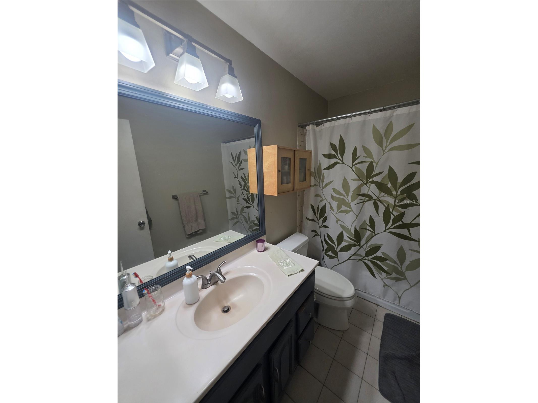 1015 Rhodes Avenue Sarasota FL 34237 A4684797 image10