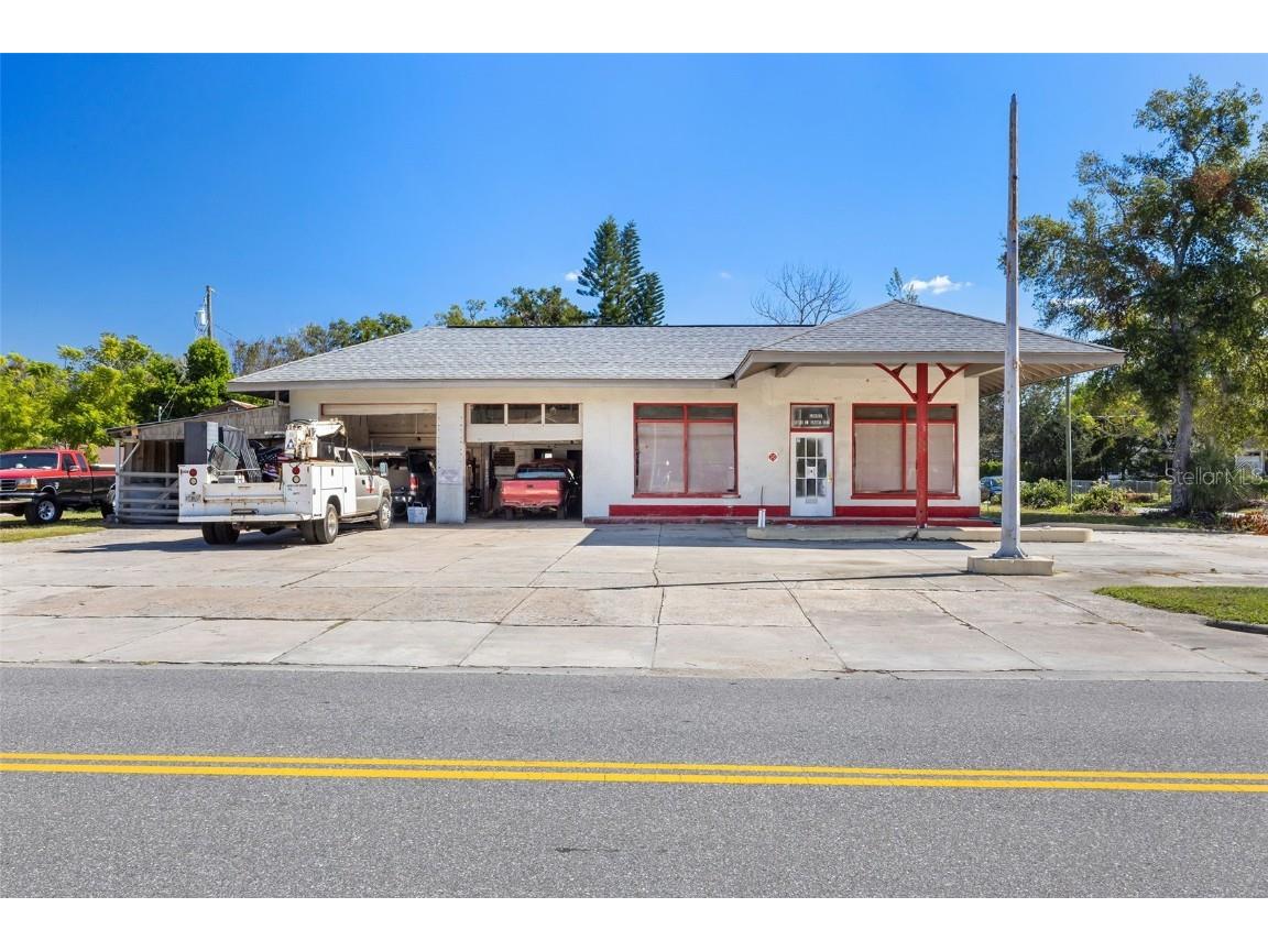 1015 S Grove Street Eustis FL 32726 G5089975 image1