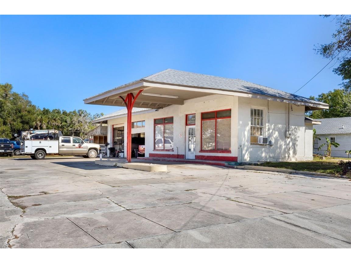 1015 S Grove Street Eustis FL 32726 G5095907 image1