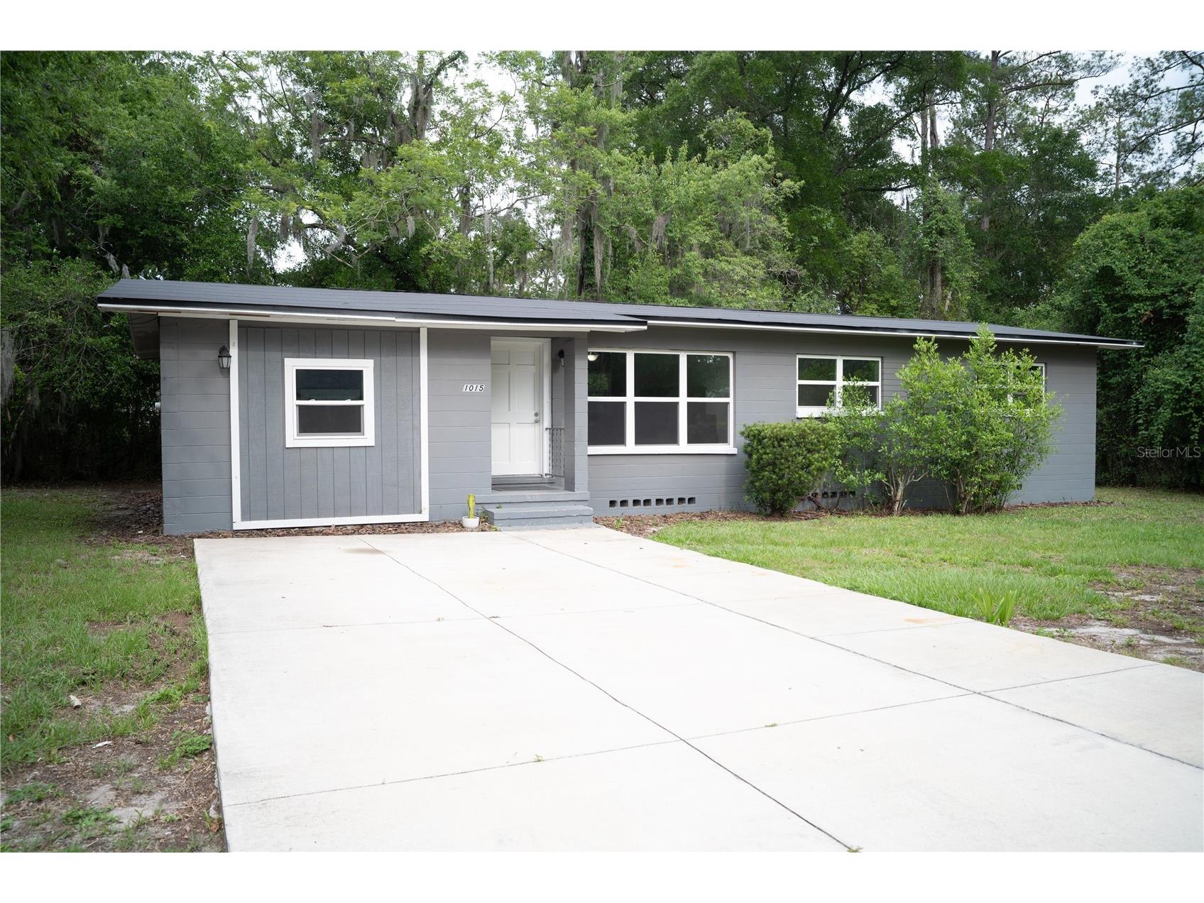 1015 SE 10th Terrace Gainesville FL 32601 OM725105 image2