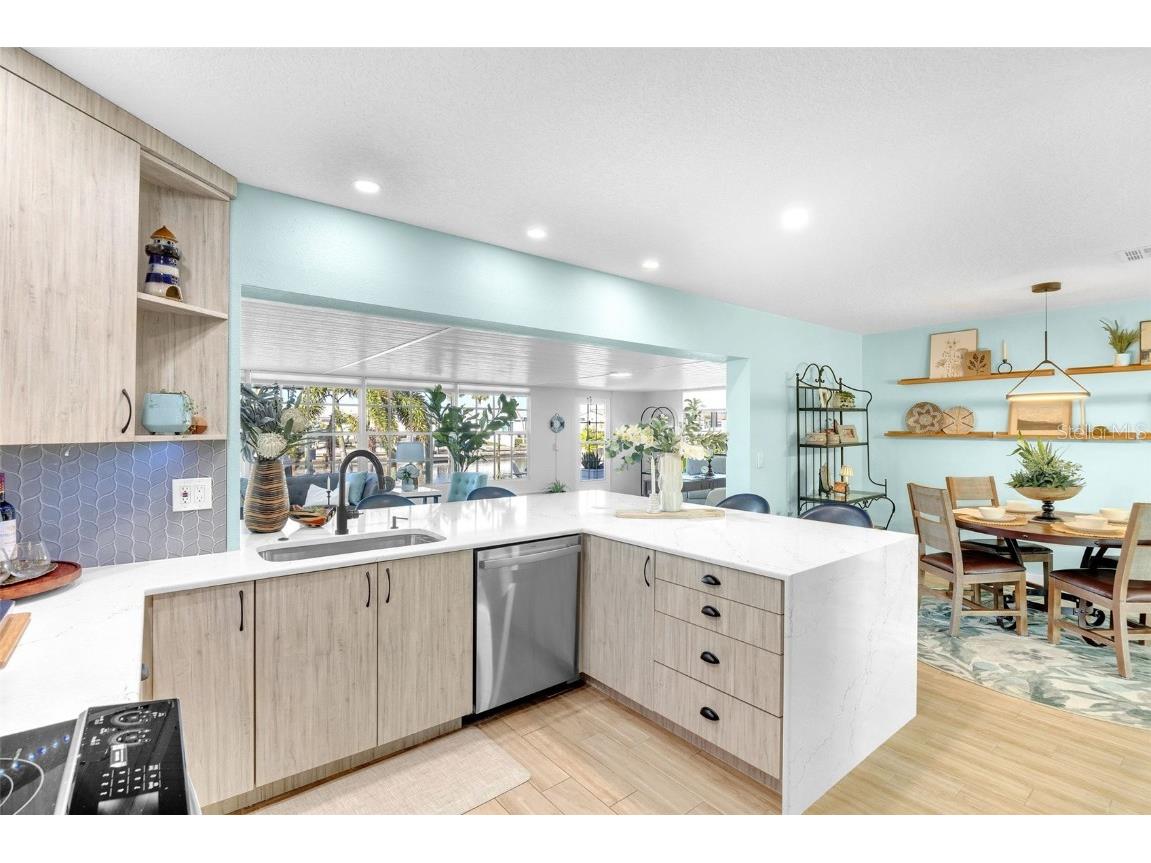 1015 Spindle Palm Way Apollo Beach FL 33572 TB8378015 image26