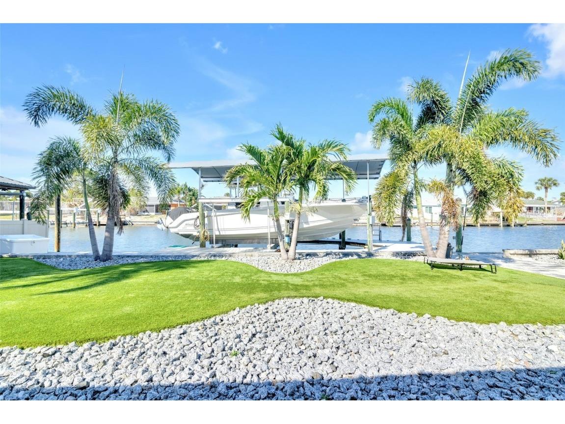 1015 Spindle Palm Way Apollo Beach FL 33572 TB8378015 image58