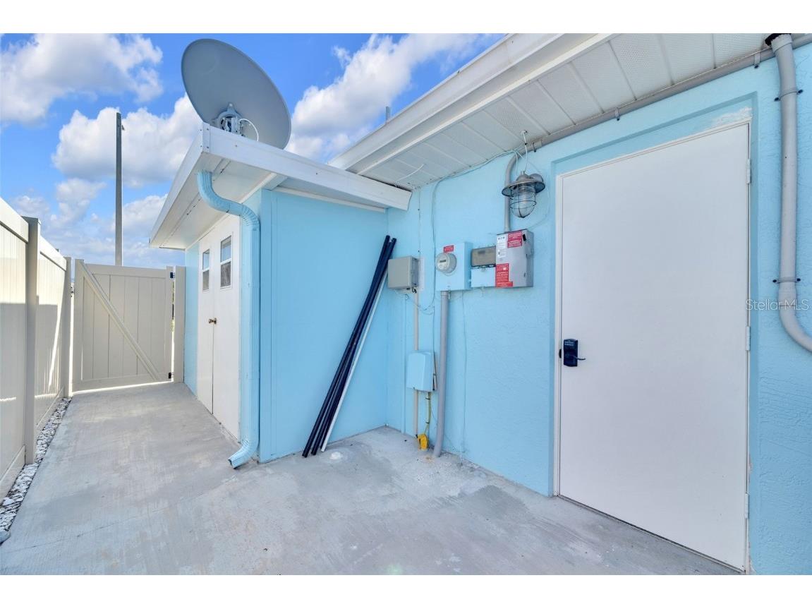 1015 Spindle Palm Way Apollo Beach FL 33572 TB8378015 image67