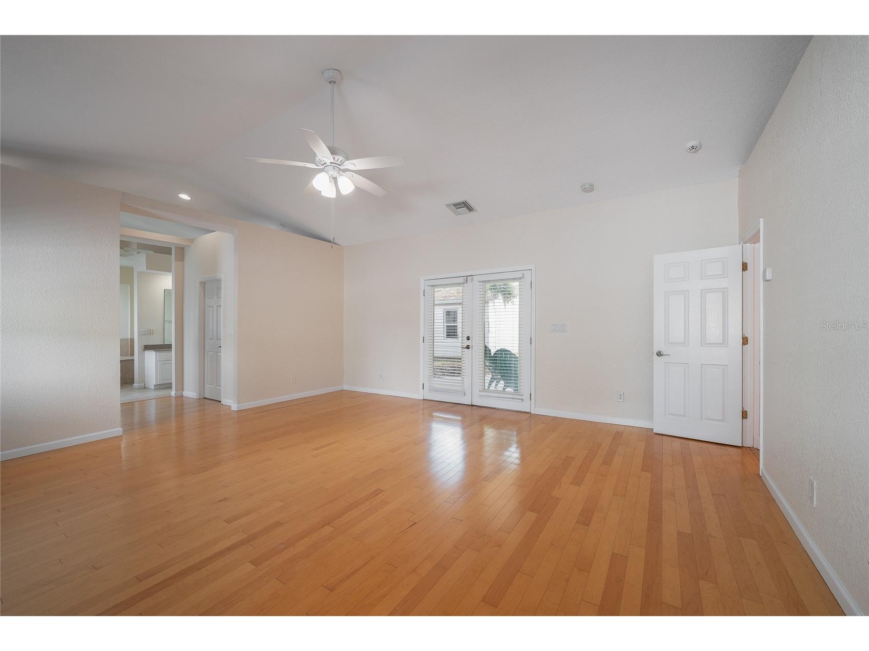 1015 Venetian Avenue Orlando FL 32804 O6409644 image17