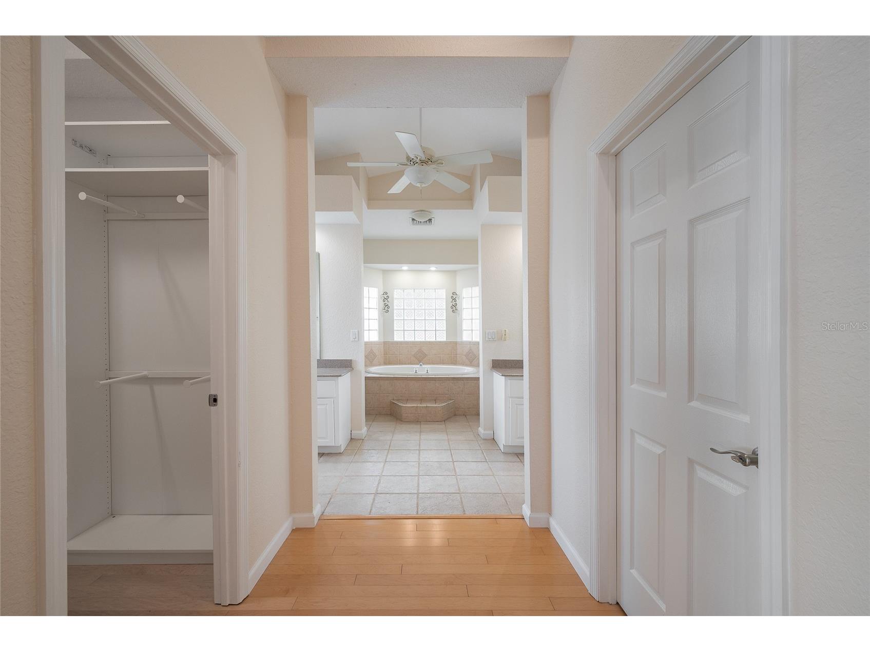 1015 Venetian Avenue Orlando FL 32804 O6409644 image18