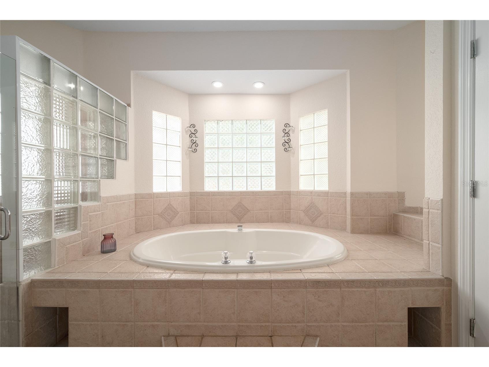 1015 Venetian Avenue Orlando FL 32804 O6409644 image22