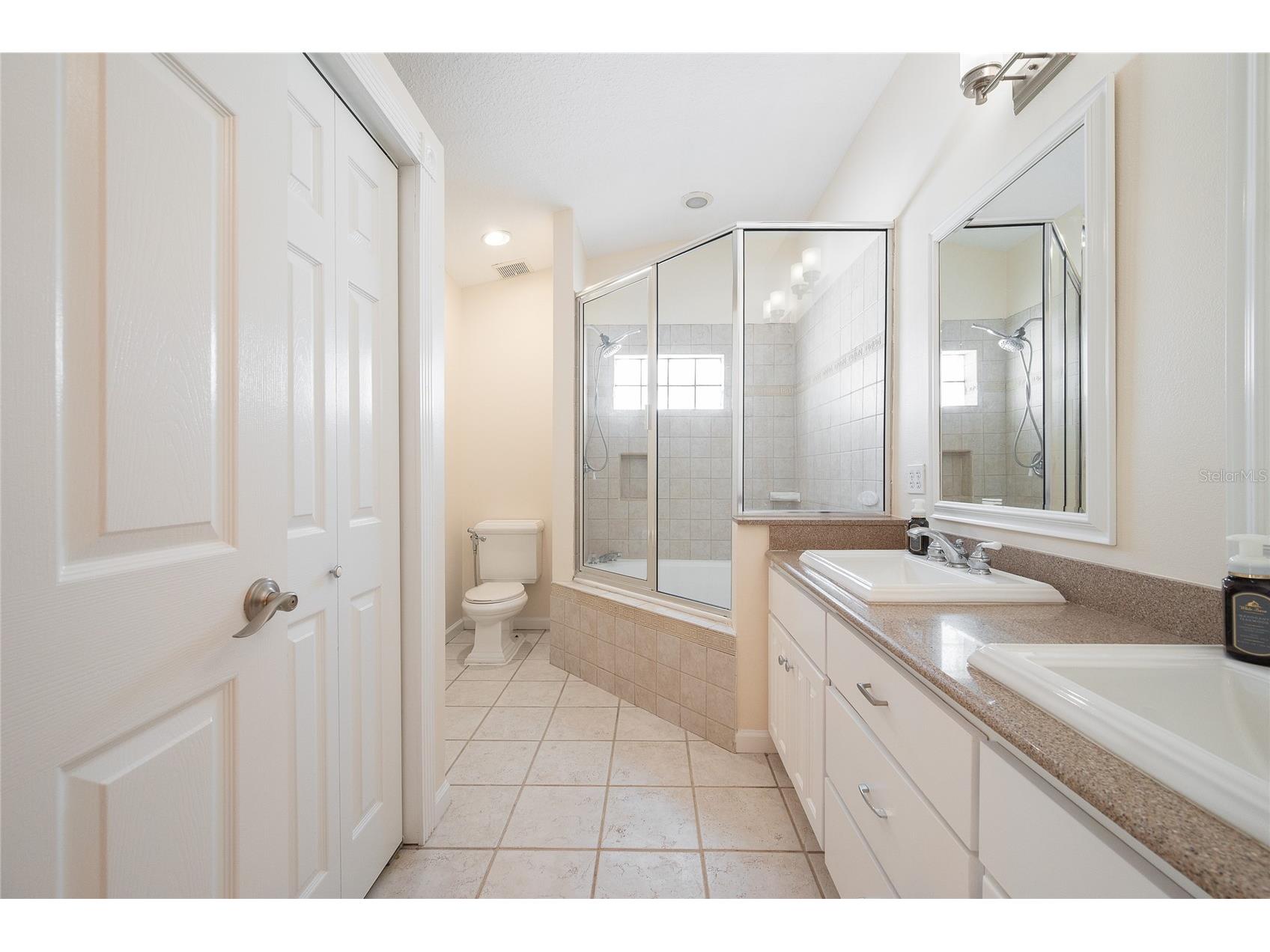 1015 Venetian Avenue Orlando FL 32804 O6409644 image26