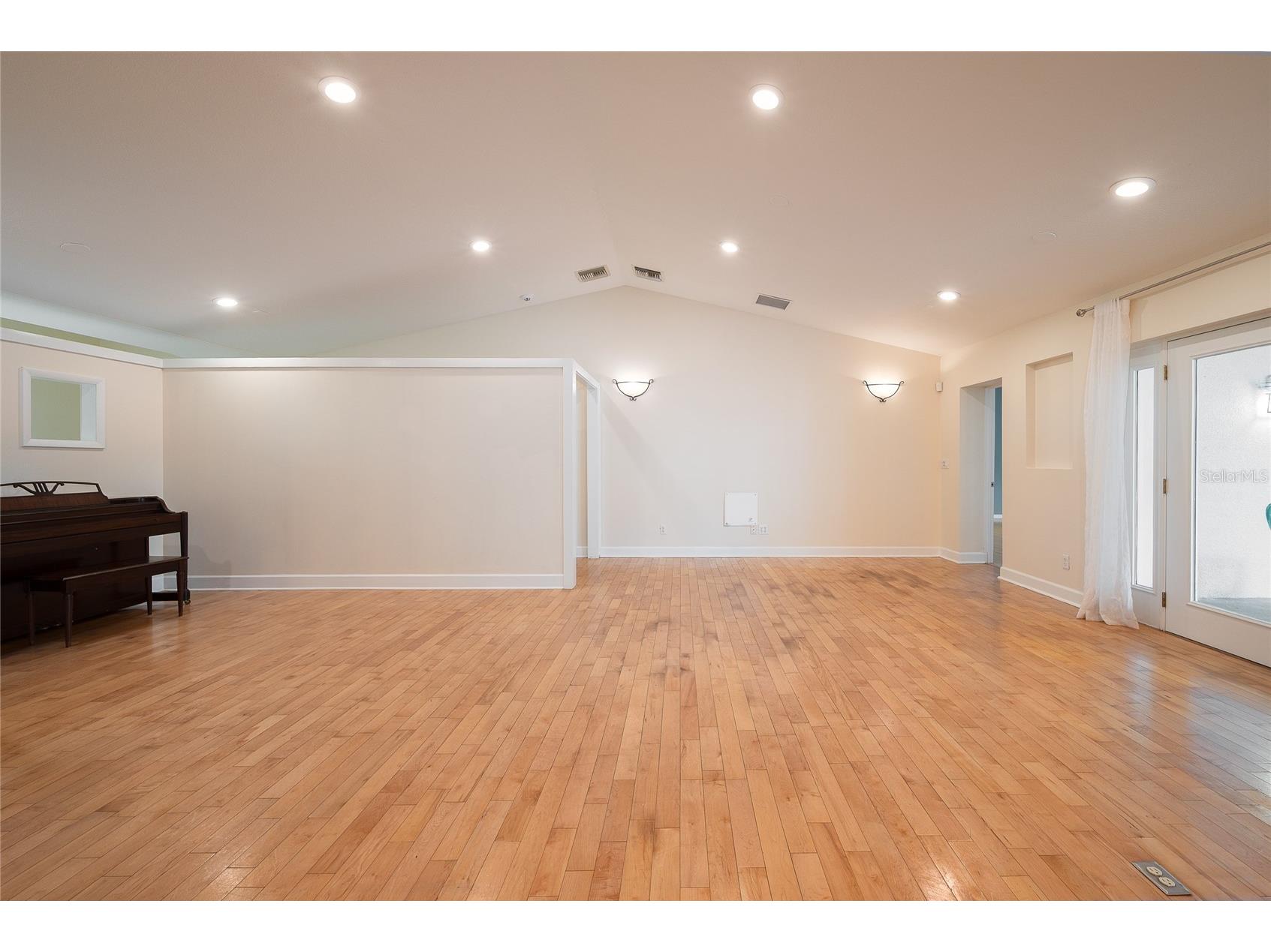 1015 Venetian Avenue Orlando FL 32804 O6409644 image6