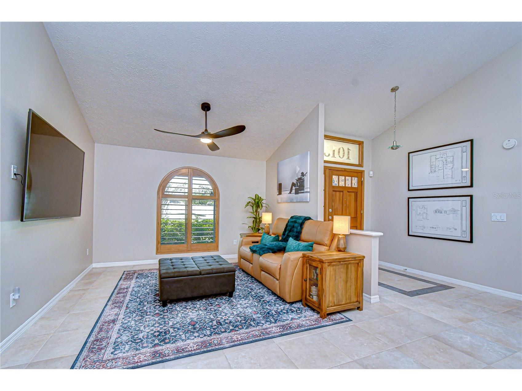 1015 Ventana Drive Ruskin FL 33573 TB8505913 image7