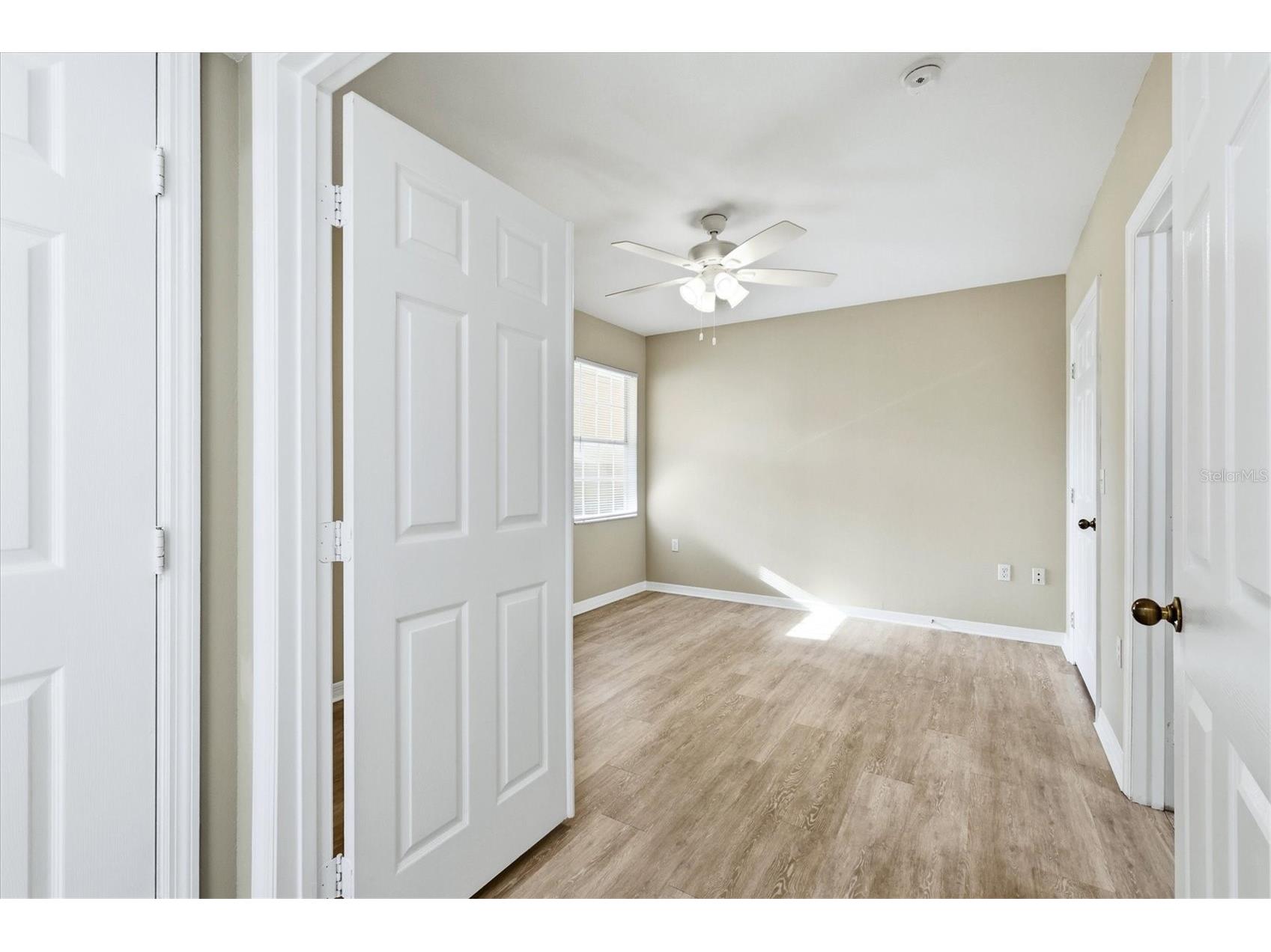 1015 Villagio Circle #202 Sarasota FL 34237 A4688276 image20