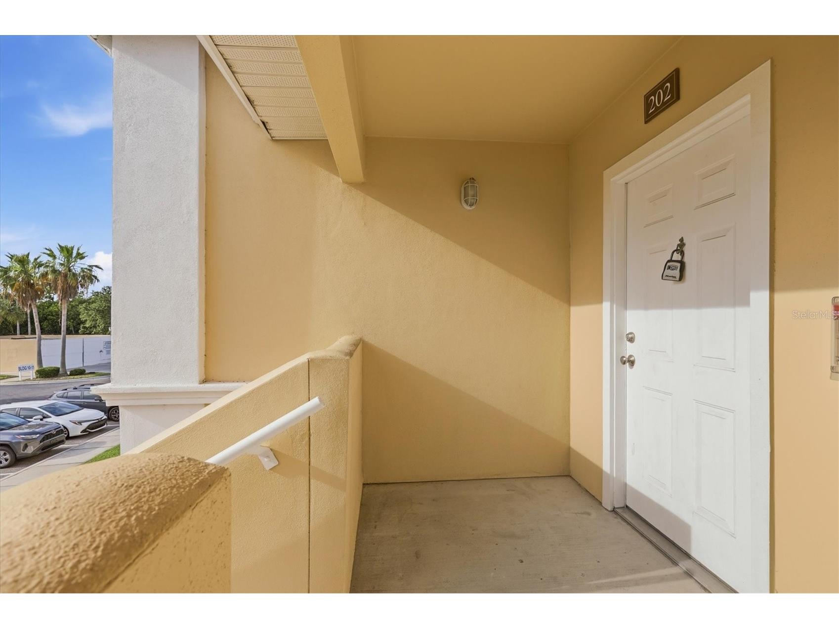 1015 Villagio Circle #202 Sarasota FL 34237 A4688276 image3