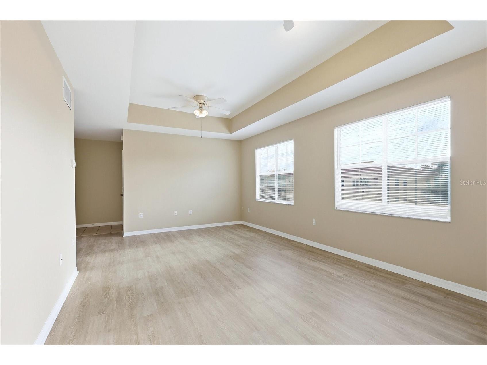 1015 Villagio Circle #202 Sarasota FL 34237 A4688276 image8