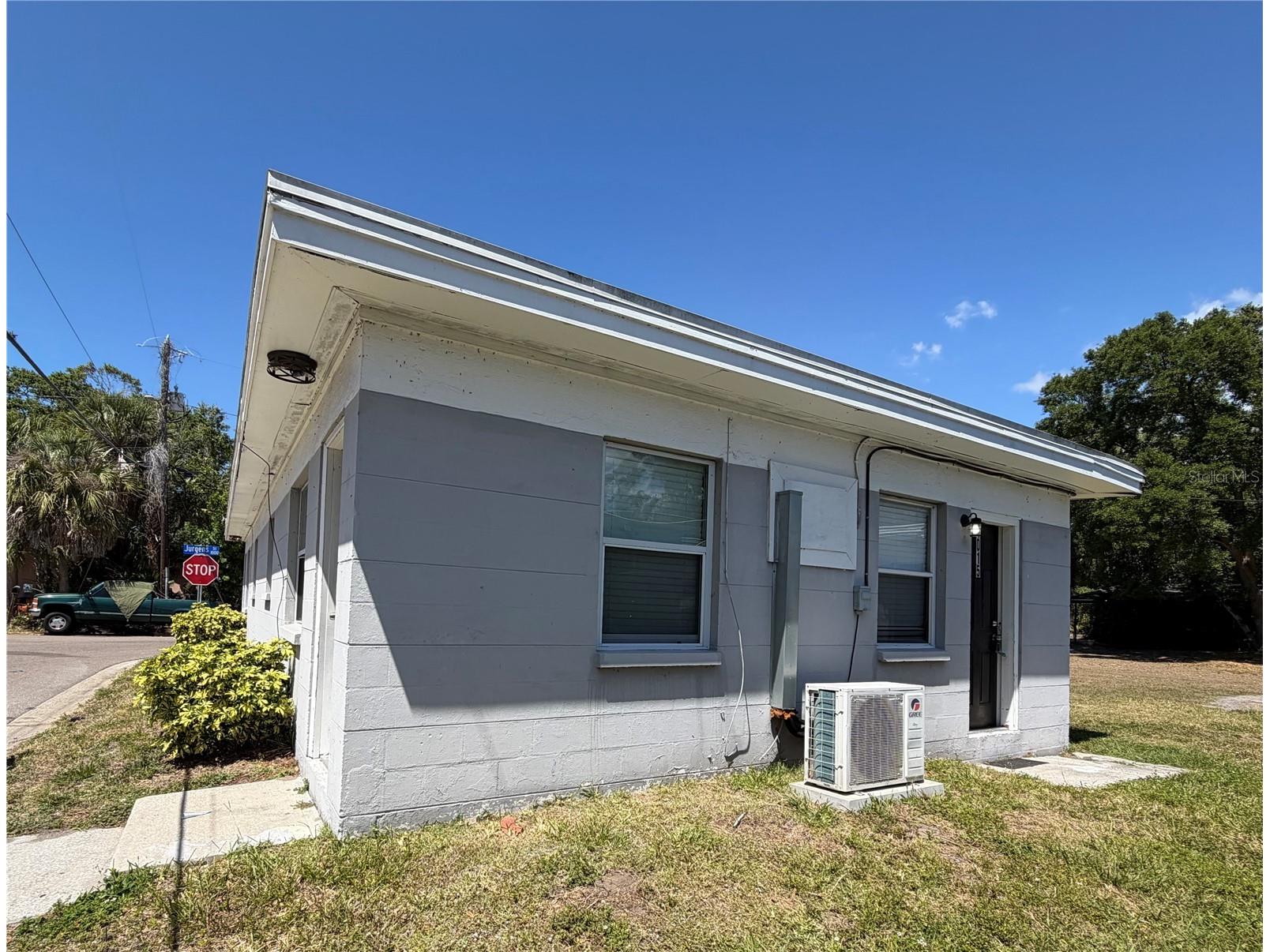 1015 Vine Avenue Clearwater FL 33755 TB8504189 image2