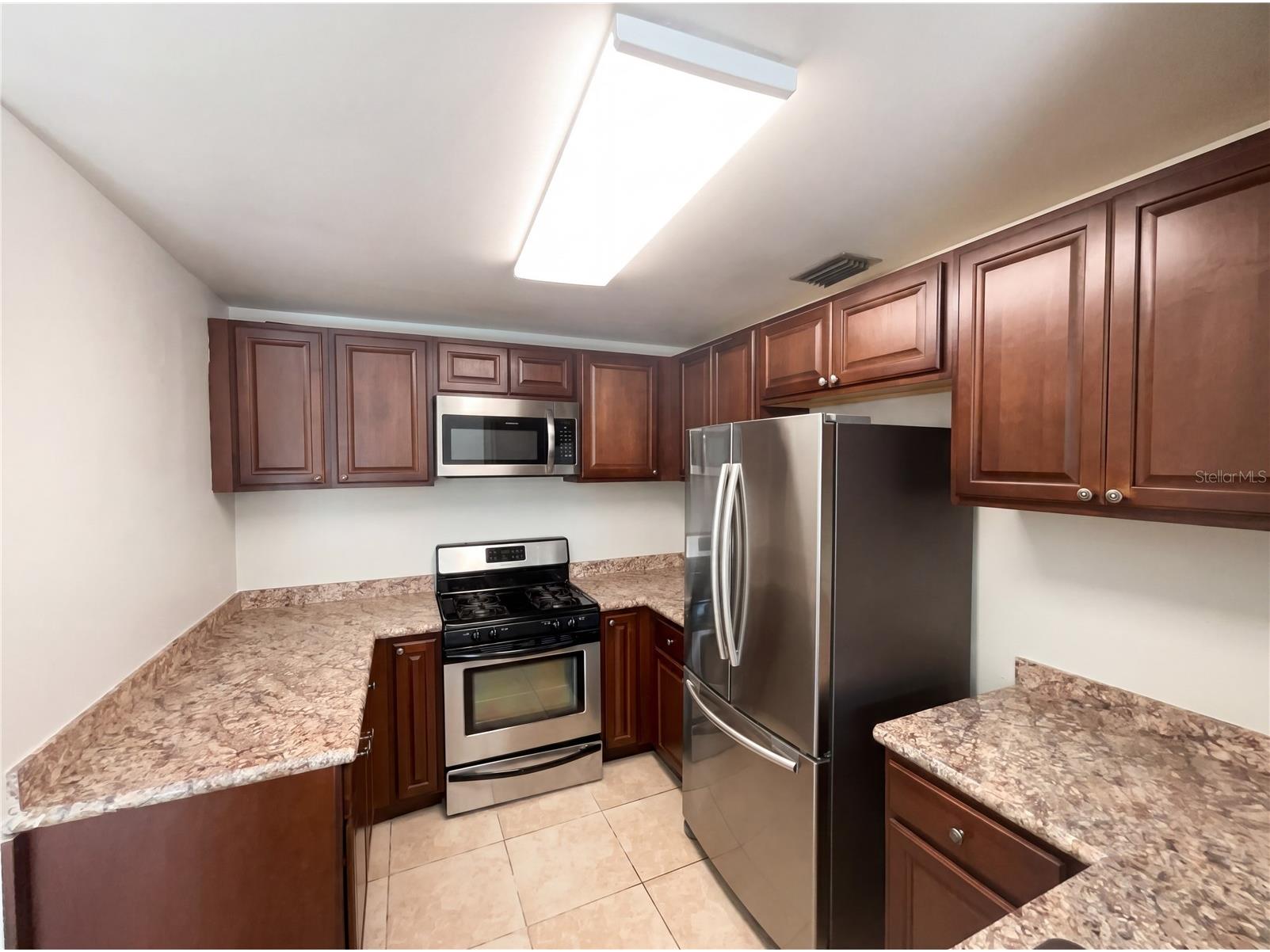 1015 Westside Drive Winter Garden FL 34787 O6407229 image2