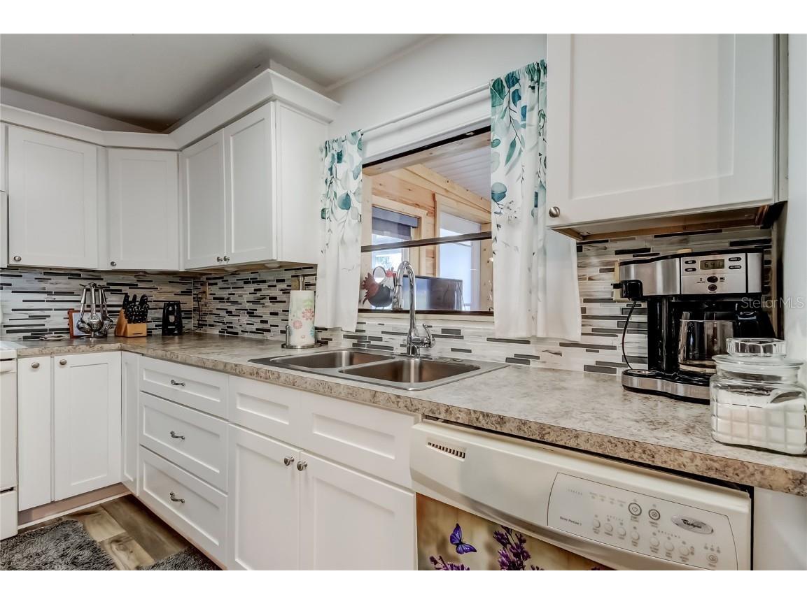 10151 Hamp Drive Dade City FL 33525 TB8446247 image18