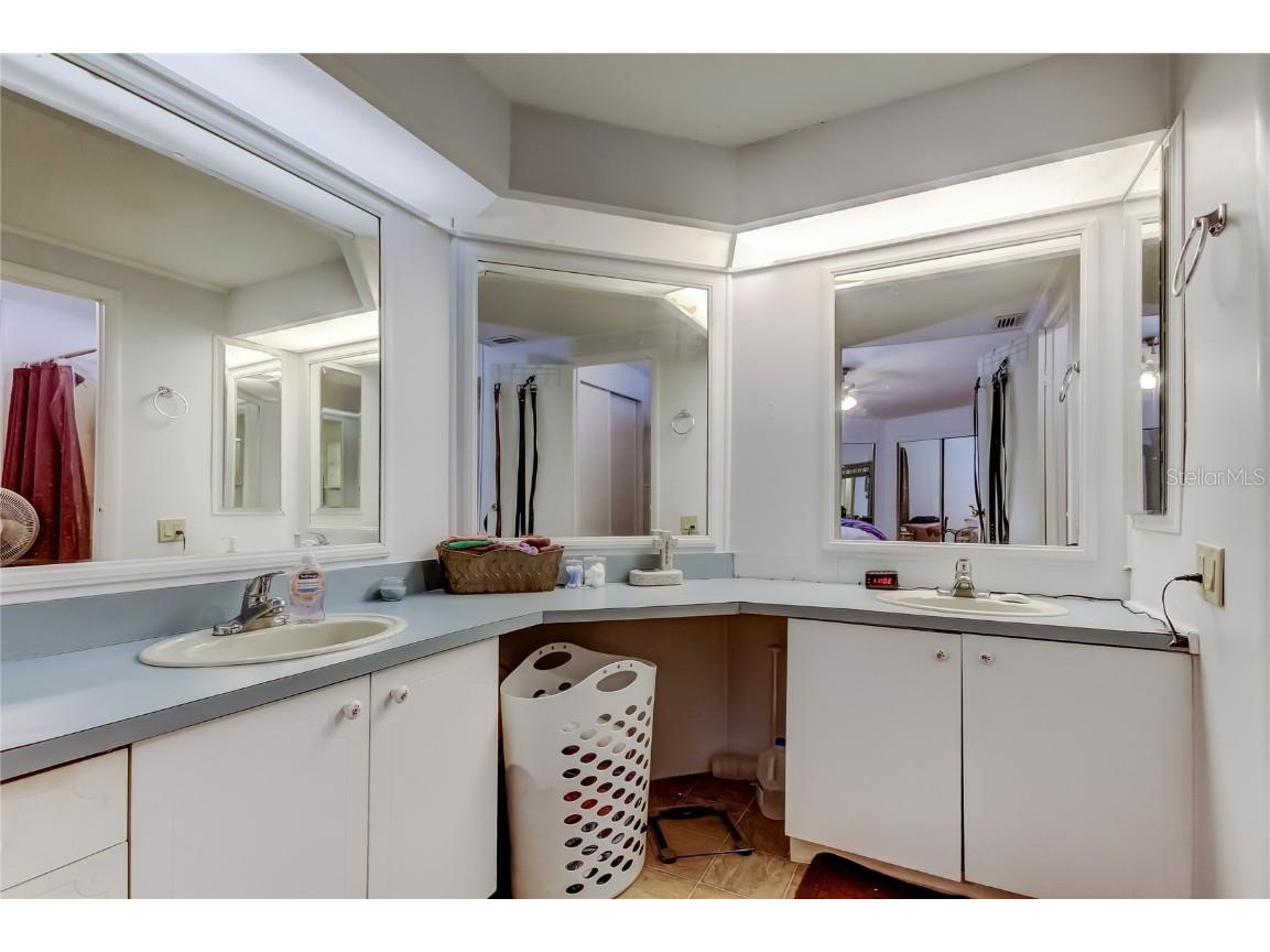 10151 Hamp Drive Dade City FL 33525 TB8446247 image31