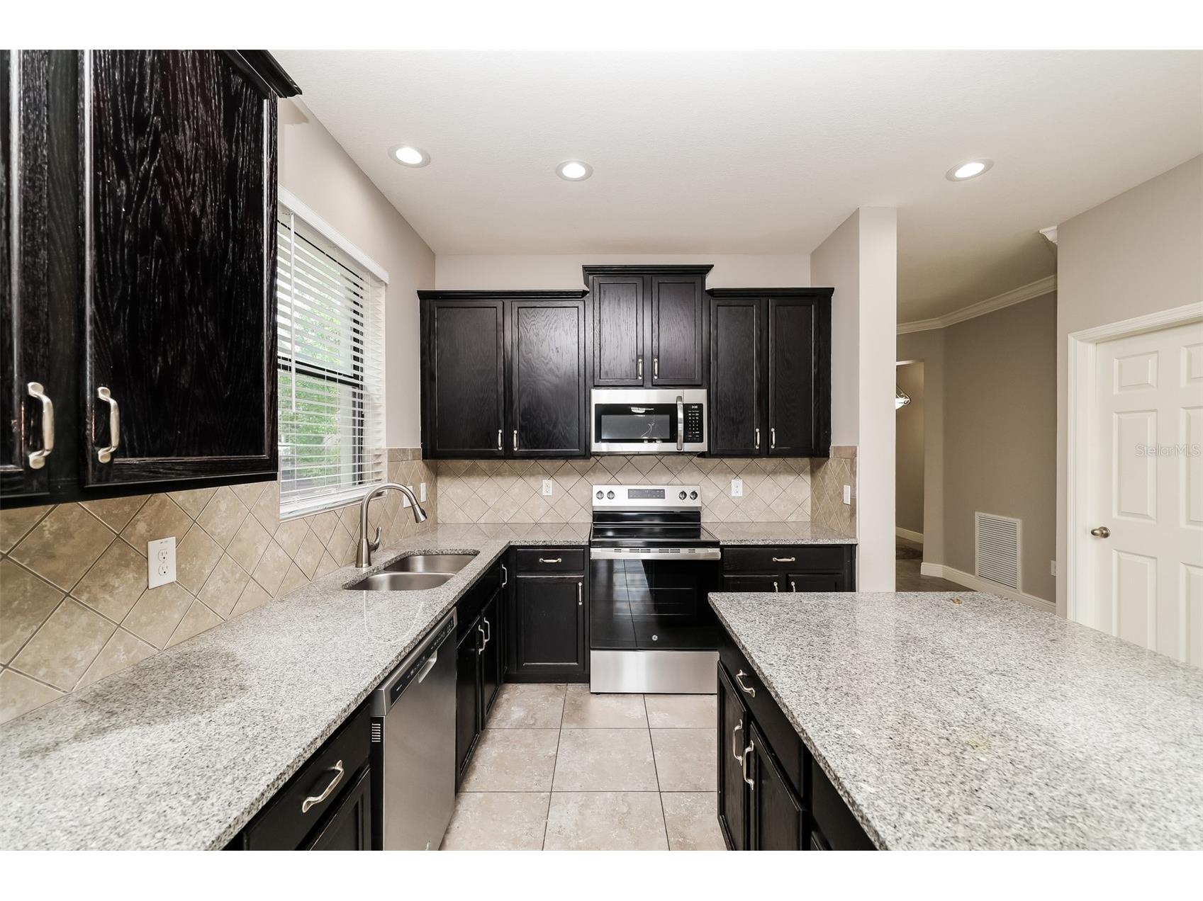 10152 Celtic Ash Drive Ruskin FL 33573 TB8508491 image14