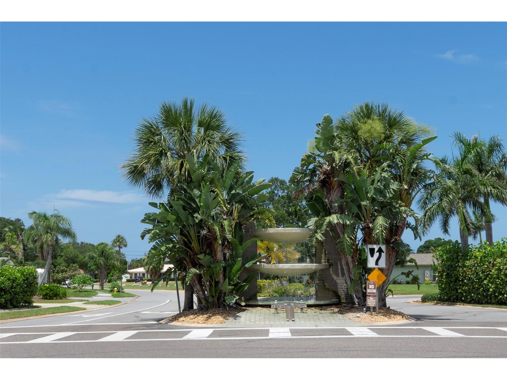 10152 Regal Drive Largo FL 33774 TB8518193 image55