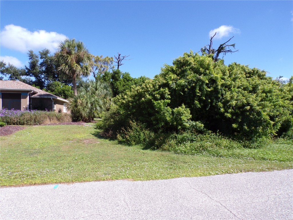 10152 Willowood Avenue Englewood FL 34224 C7515726 image2