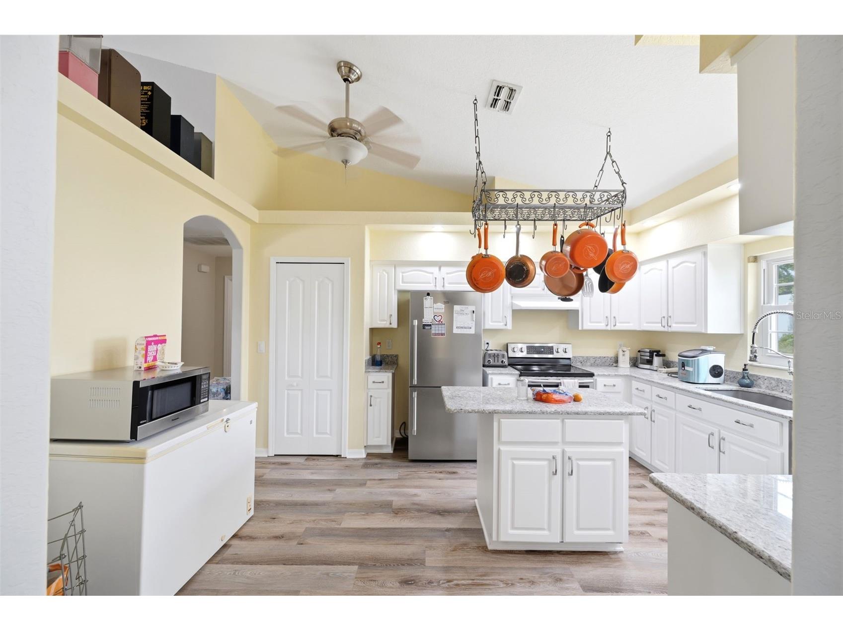 10154 Spring Hill Drive Spring Hill FL 34608 W7886406 image22