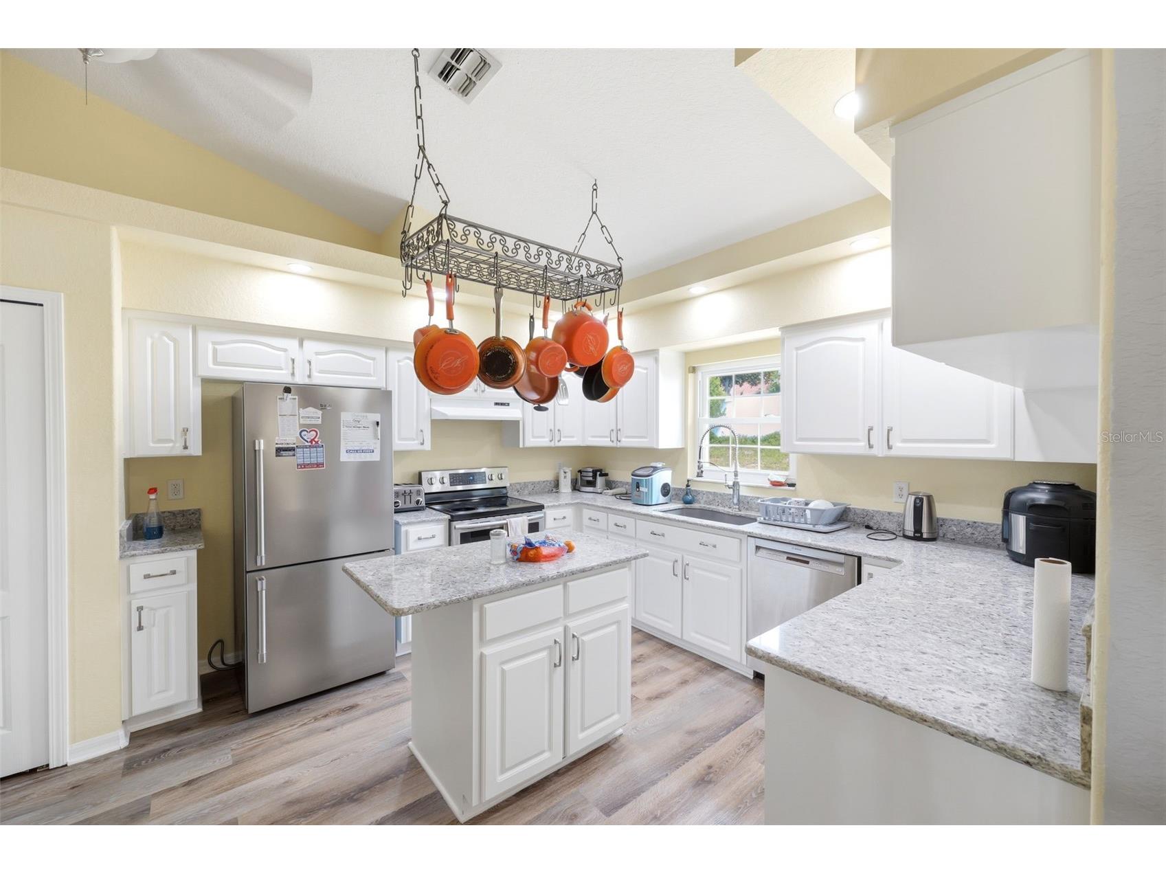 10154 Spring Hill Drive Spring Hill FL 34608 W7886406 image23