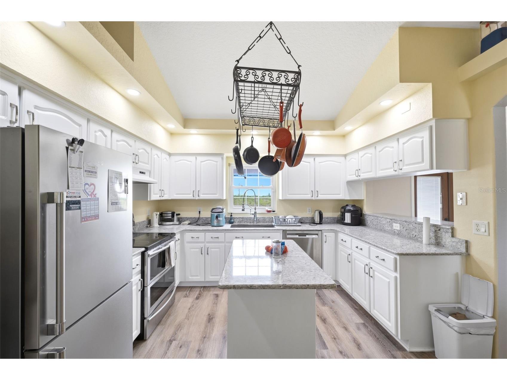 10154 Spring Hill Drive Spring Hill FL 34608 W7886406 image3