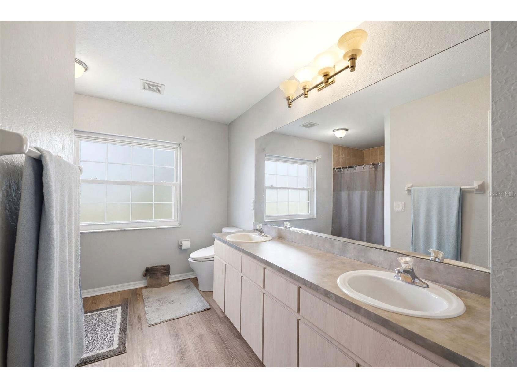10154 Spring Hill Drive Spring Hill FL 34608 W7886406 image6