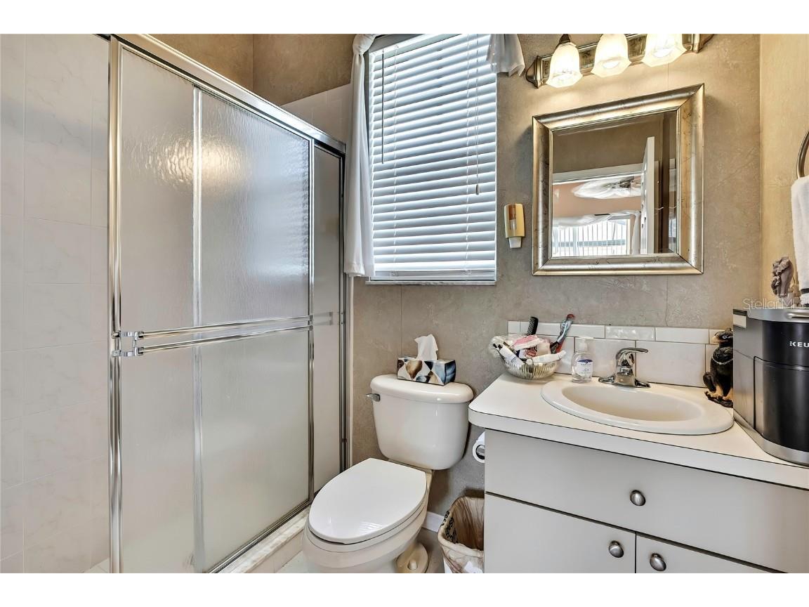 10155 Duffy Circle Weeki Wachee FL 34613 W7875845 image18