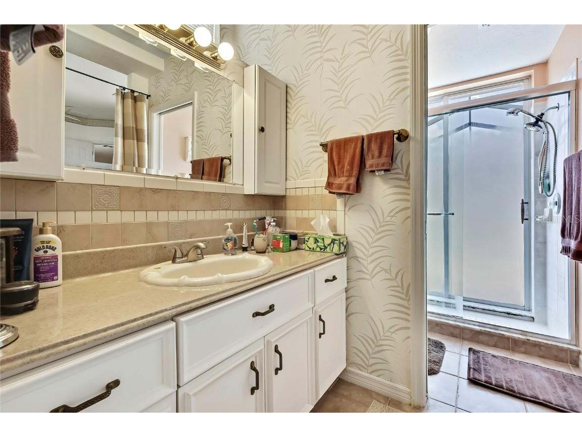 10155 Duffy Circle Weeki Wachee FL 34613 W7875845 image34