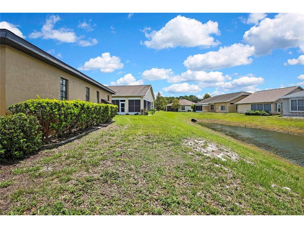 10155 Duffy Circle Weeki Wachee FL 34613 W7875845 image6