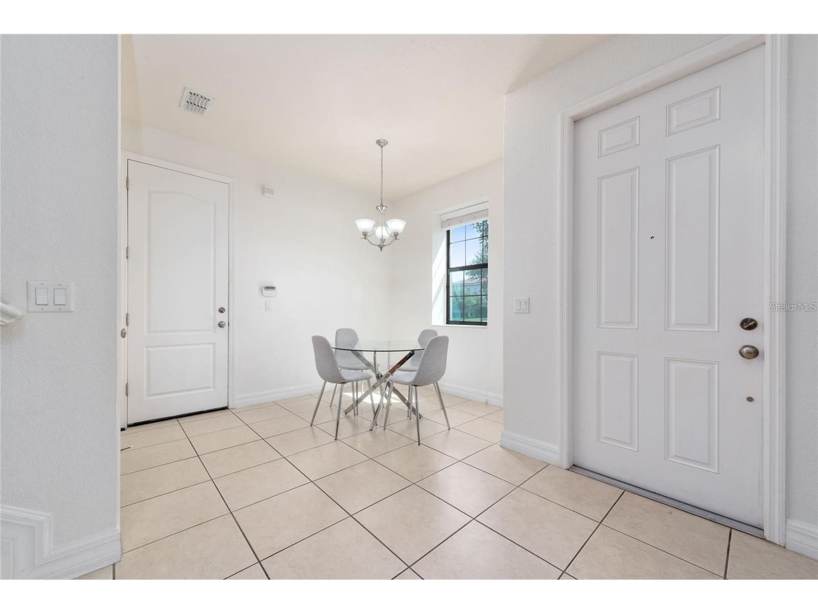 10155 Eagle Creek Center Boulevard Orlando FL 32832 O6399811 image16