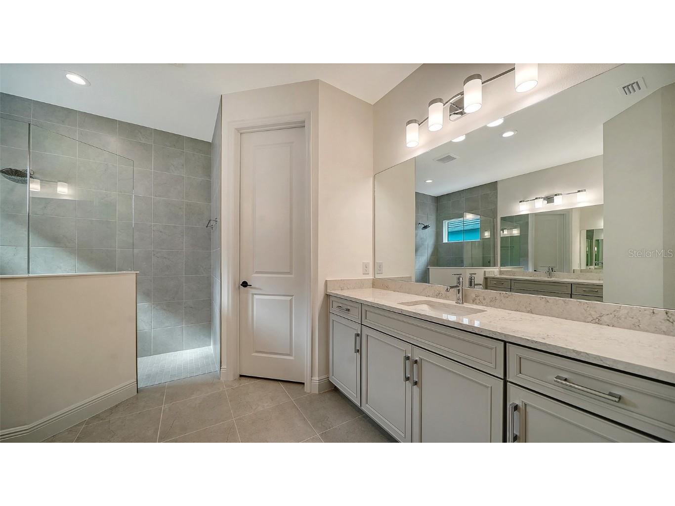 10158 Crystal Isles Circle Sarasota FL 34241 A4660316 image6