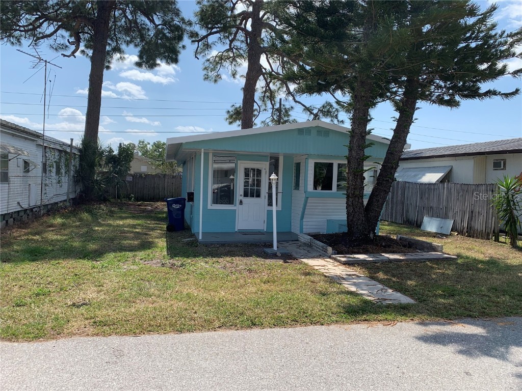 1016 51st Avenue W Bradenton FL 34207 A4563495 image1