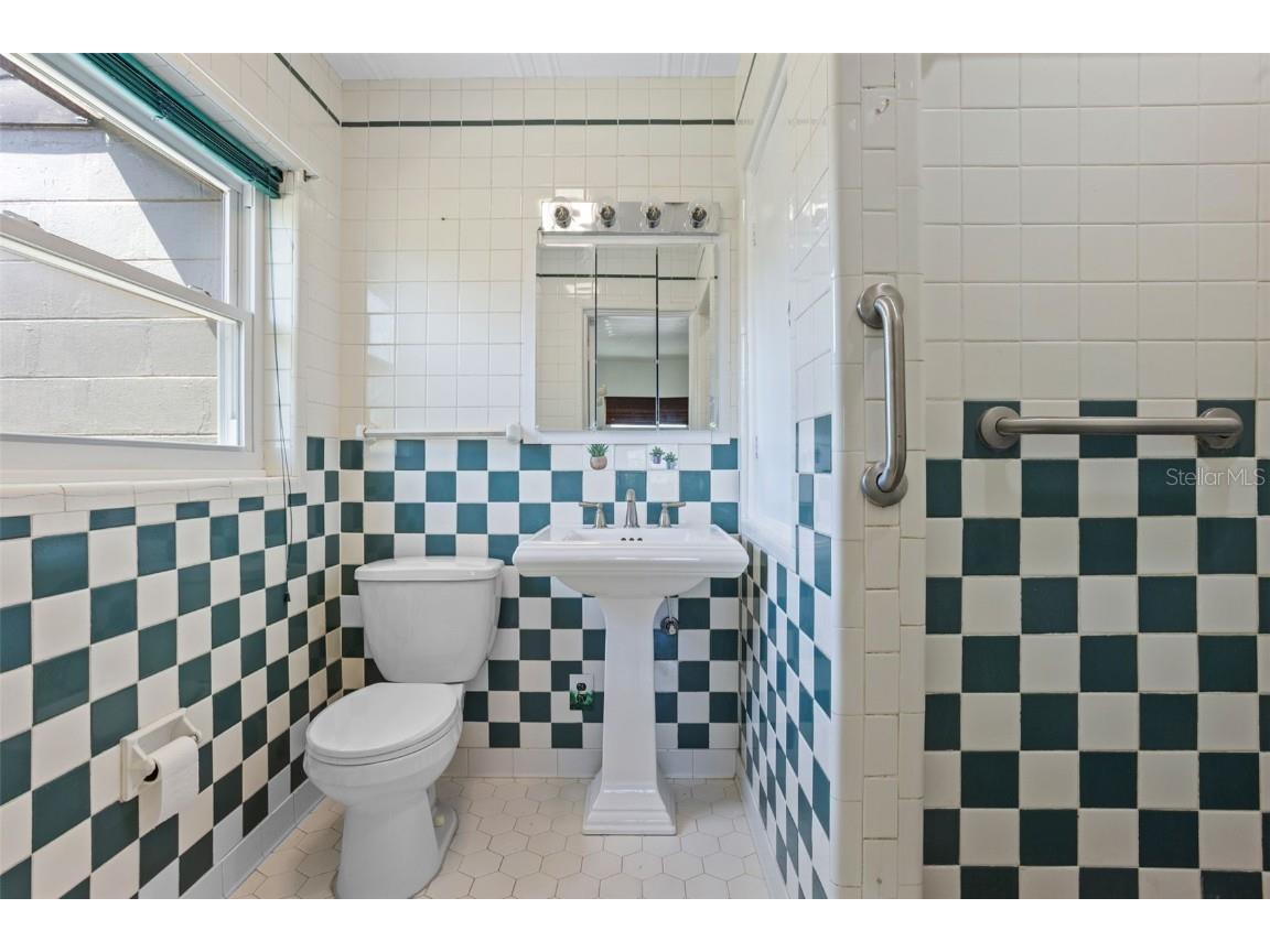 1016 Biltmore Drive NW Winter Haven FL 33881 - WINTER HAVEN CHAIN OF LAKES O6336592 image18