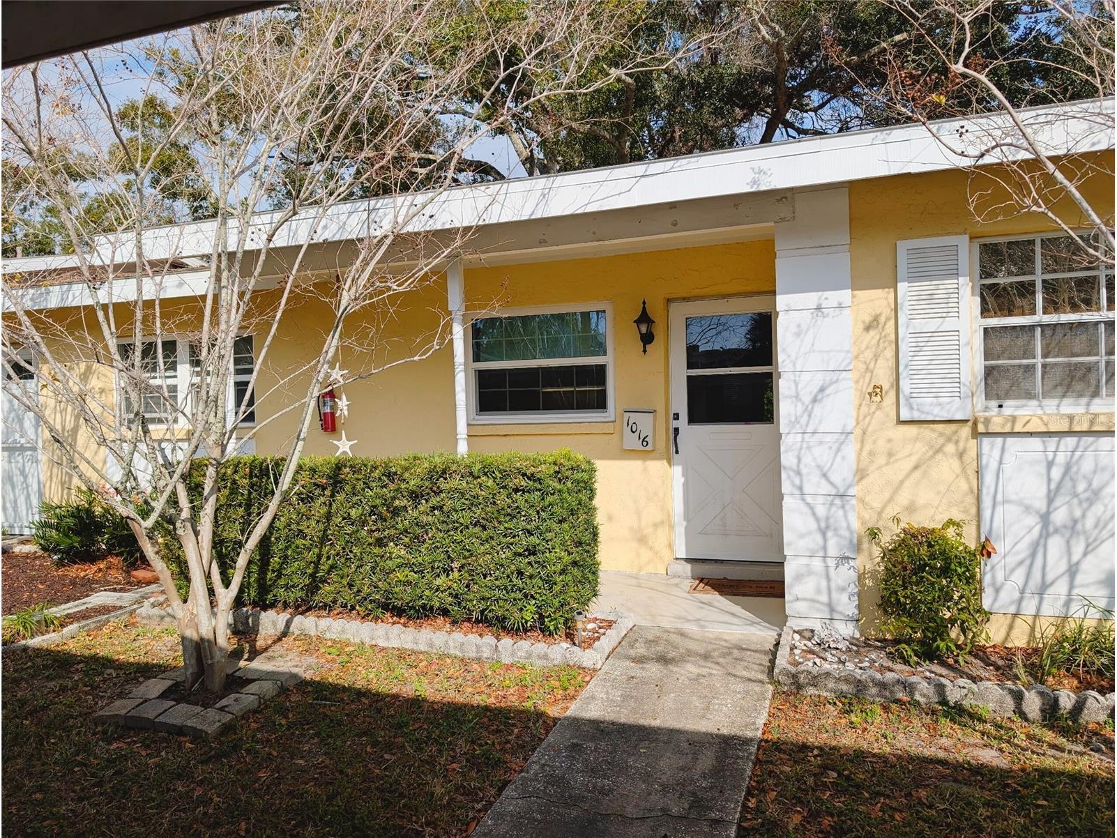 1016 De Soto Drive Dunedin FL 34698 TB8471859 image1