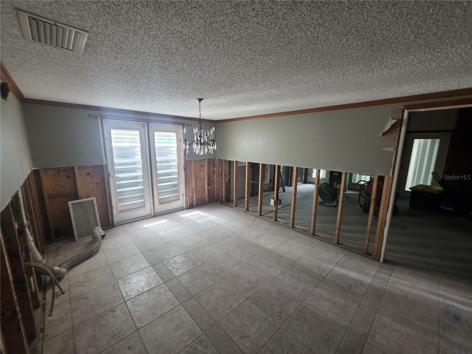 1016 Greer Drive Sarasota FL 34237 A4688675 image6