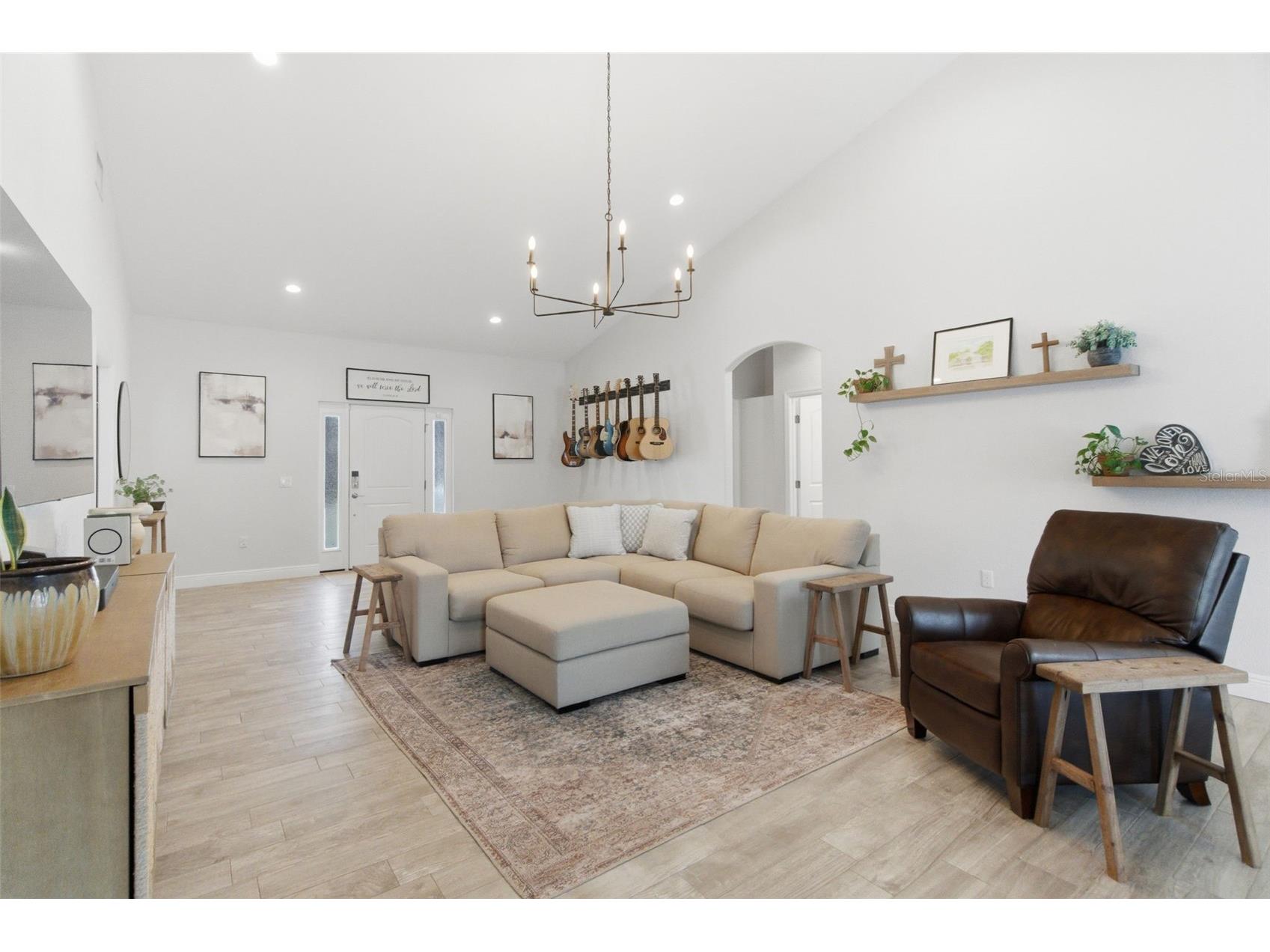 1016 Gulf Road Tarpon Springs FL 34689 TB8510827 image9