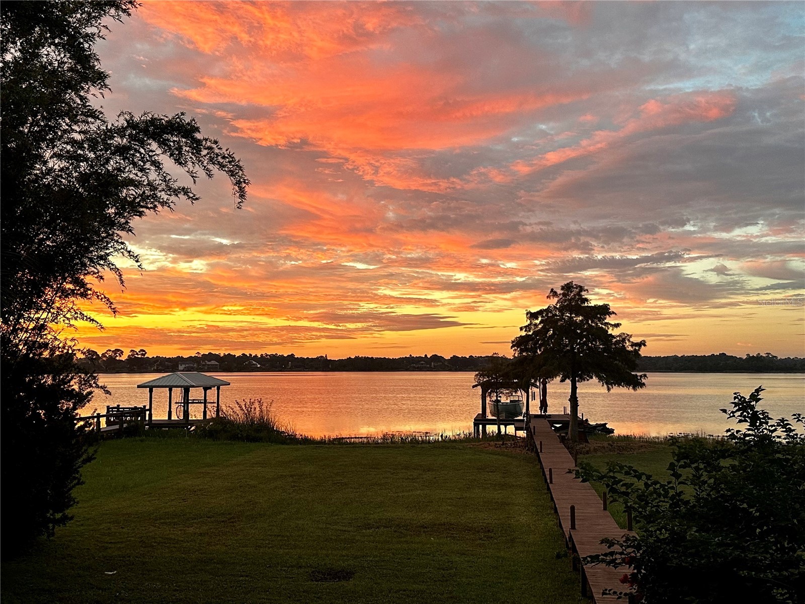 1016 Juliette Boulevard Mount Dora FL 32757 - LAKE LOCH LEVEN O6353667 image7