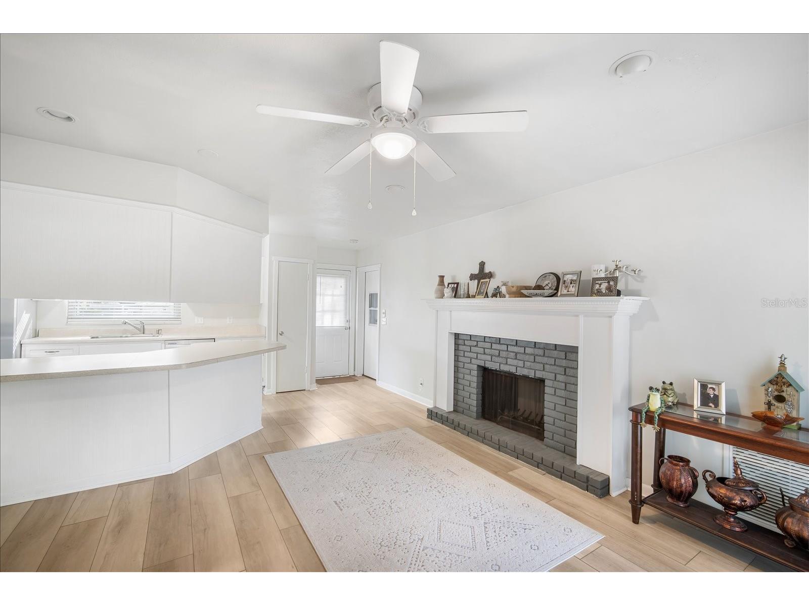 1016 Lady Guinevere Drive Valrico FL 33594 TB8468063 image13