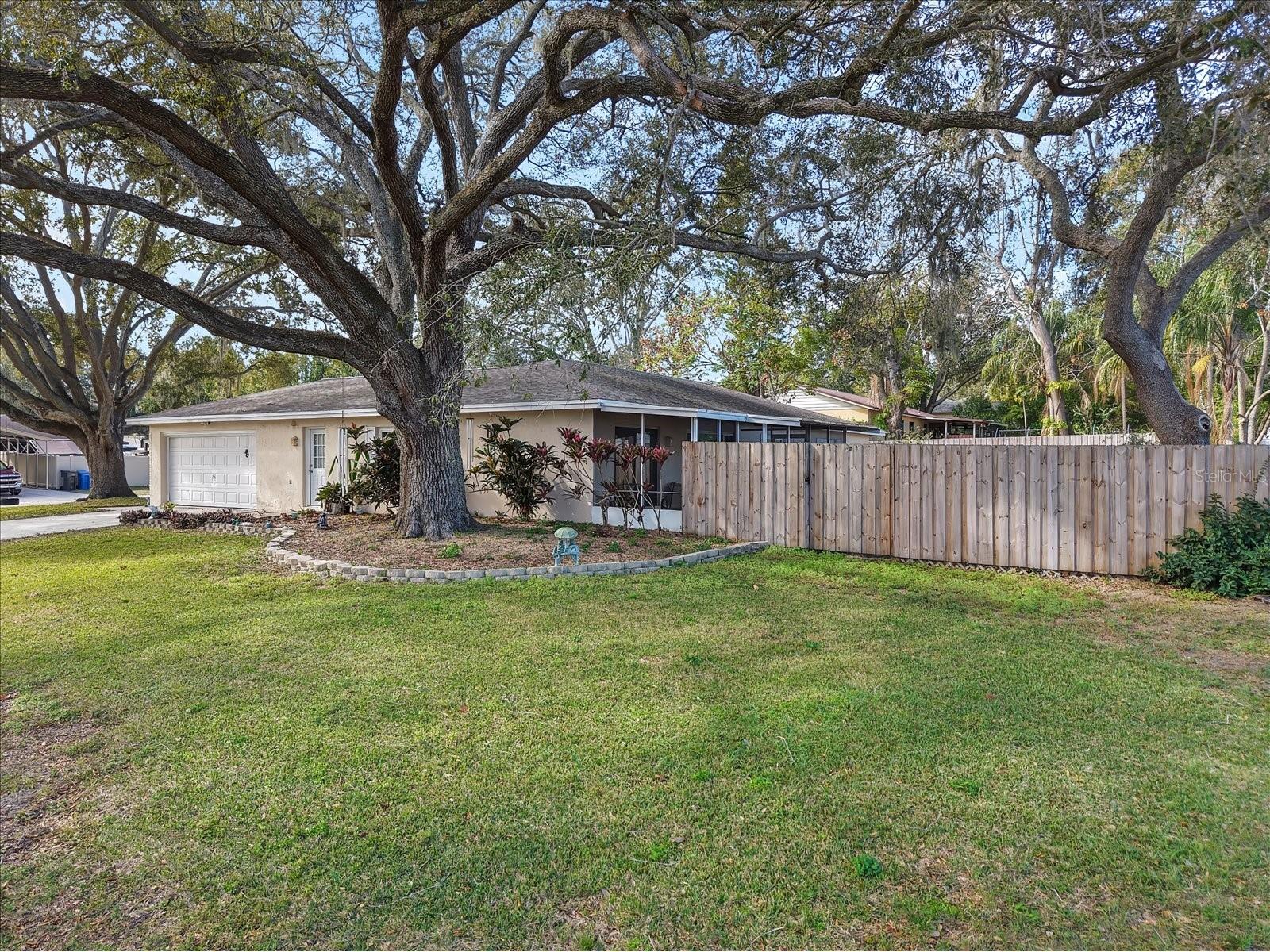 1016 Lady Guinevere Drive Valrico FL 33594 TB8468063 image27