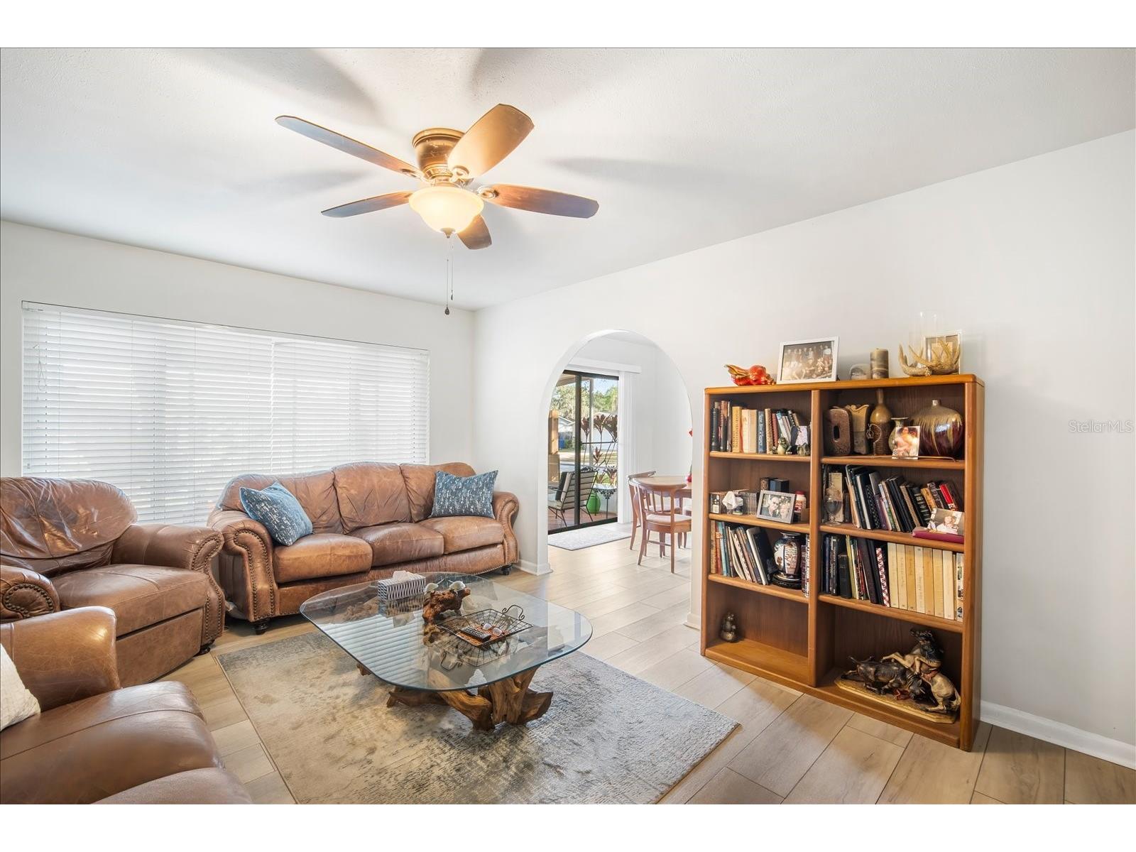 1016 Lady Guinevere Drive Valrico FL 33594 TB8468063 image5