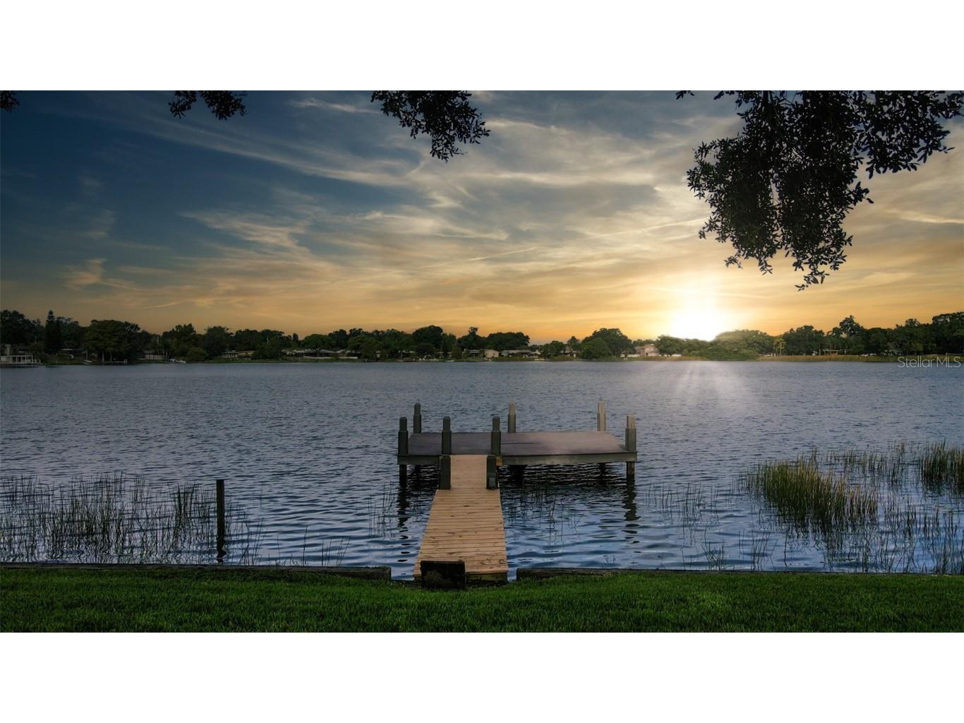 1016 Marabon Avenue Orlando FL 32806 - GILES LAKE O6135284 image1